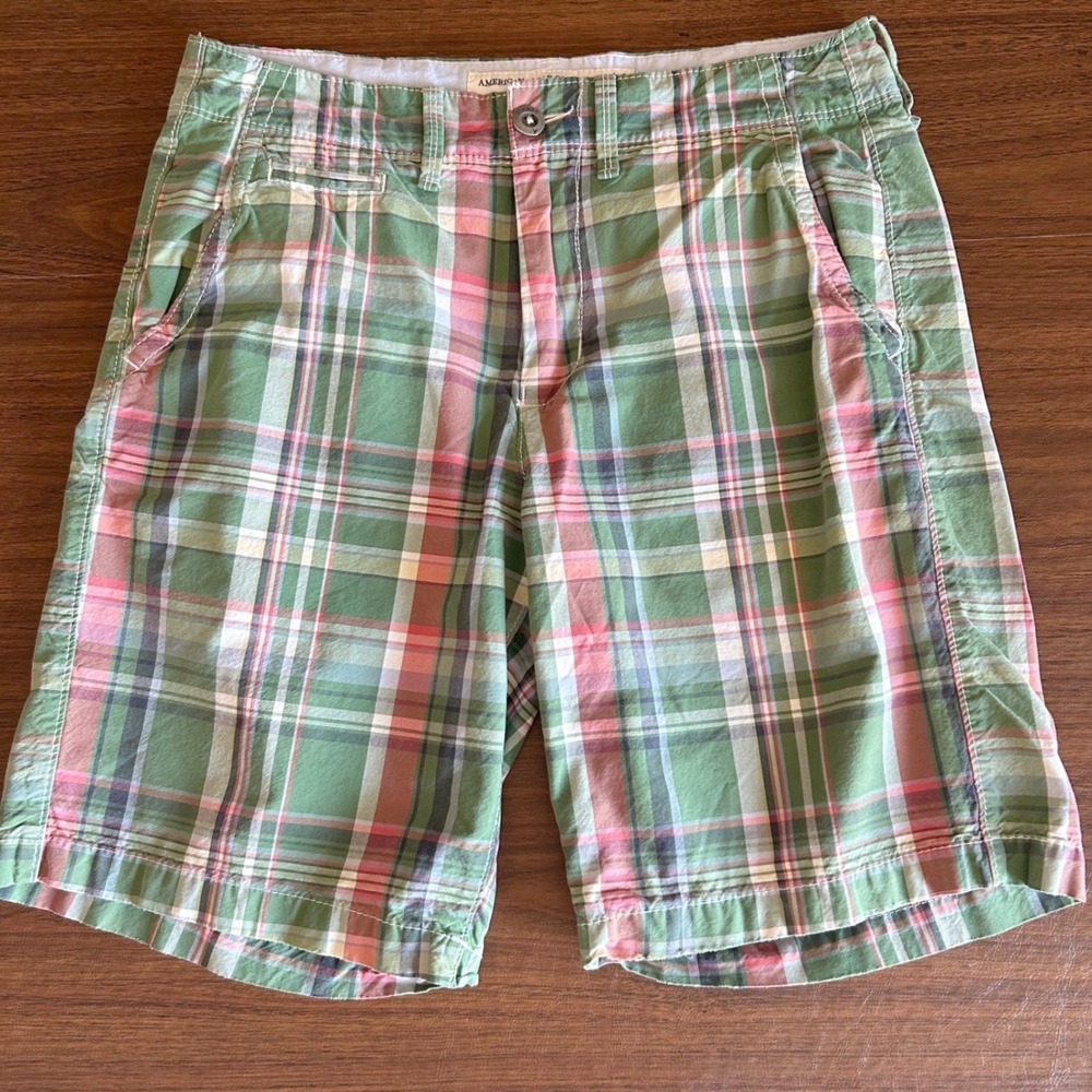 American Eagle Plaid Shorts Mens 30 Green Pink Classic Length Cotton Preppy
